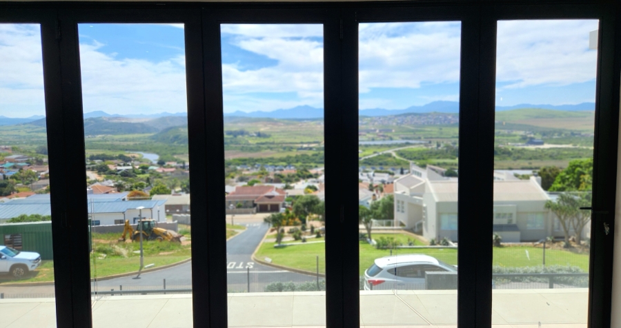 3 Bedroom Property for Sale in Hartenbos Heuwels Western Cape